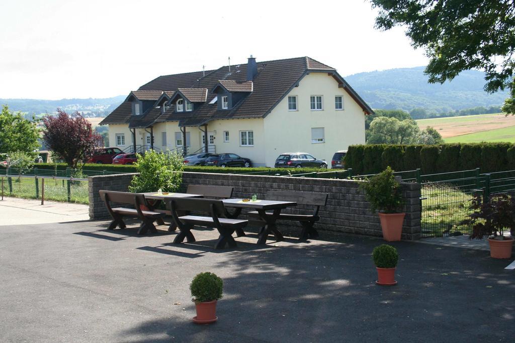Hotel Haus Sonneck Kelberg Esterno foto