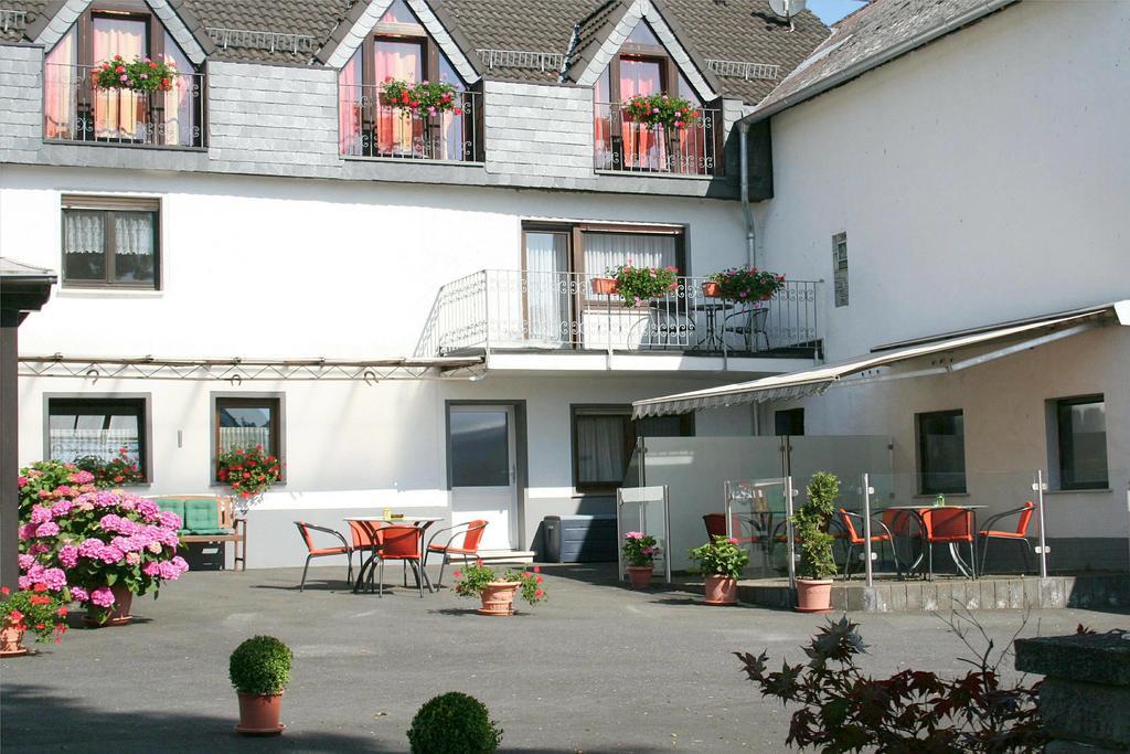 Hotel Haus Sonneck Kelberg Esterno foto